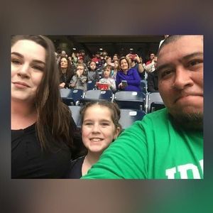 Meet your Posher, Ellen